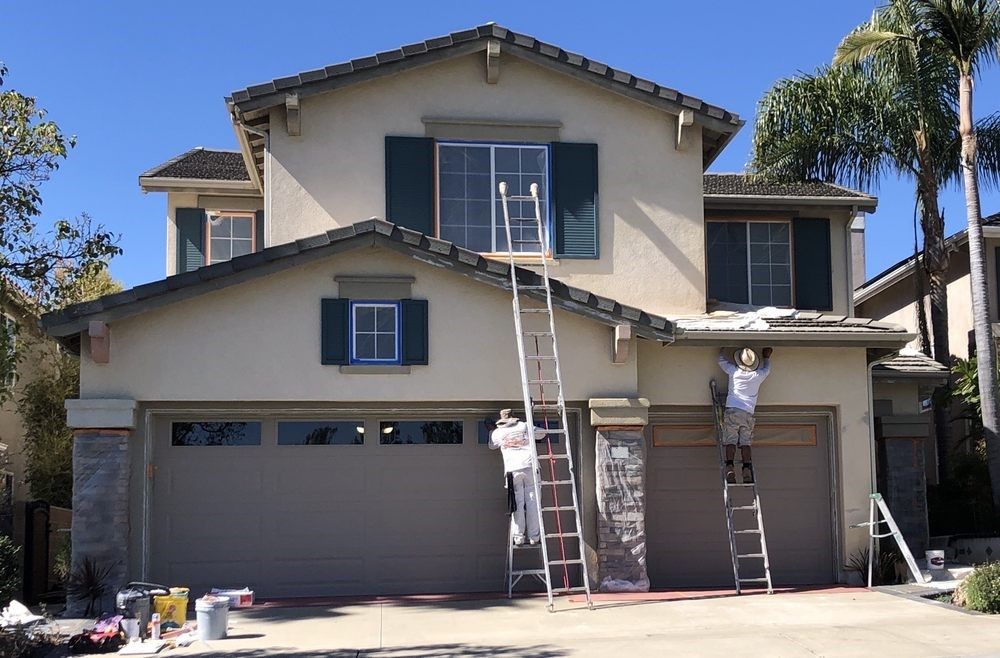 Painting an exterior home in the neighborhood of South Bay Los Angeles